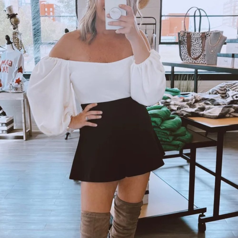High waist dress shorts in black